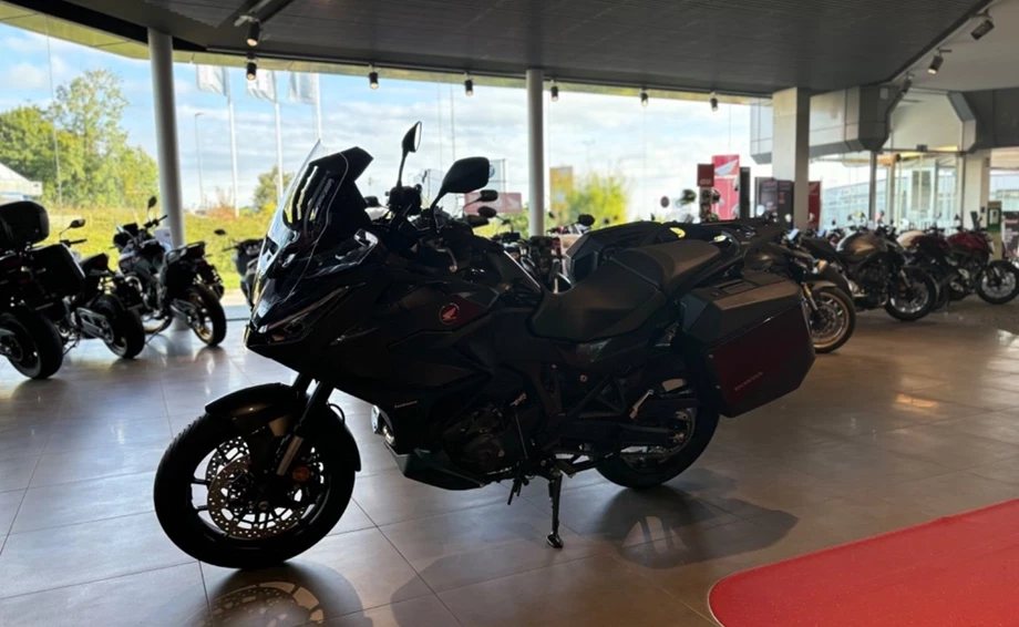 Angebot Honda NT1100 DCT Bild 3: Angebot Honda NT1100 DCT