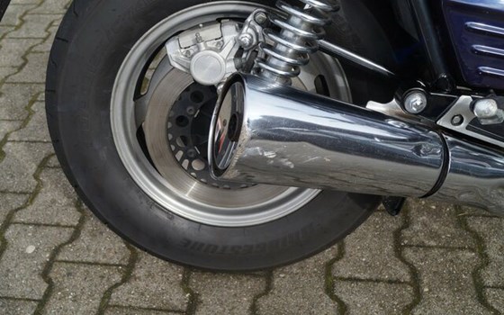 Gebrauchtmotorrad Yamaha V-Max VMX 1200 - Bild 11