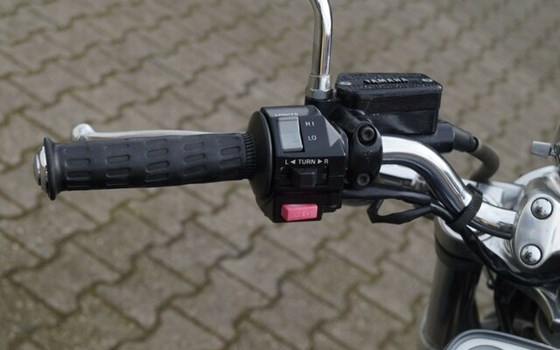 Gebrauchtmotorrad Yamaha V-Max VMX 1200 - Bild 20