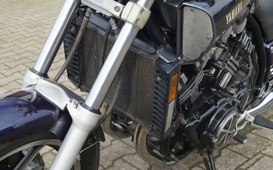 Gebrauchtmotorrad Yamaha V-Max VMX 1200 - Bild 25