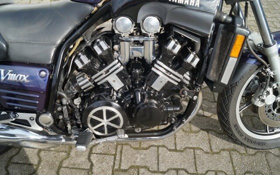 Gebrauchtmotorrad Yamaha V-Max VMX 1200 - Bild 6