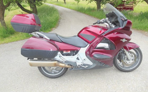 Gebrauchtmotorrad Honda ST 1300 Pan-European - Bild 1 Gebrauchtmotorrad Honda ST 1300 Pan-European - Bild 1