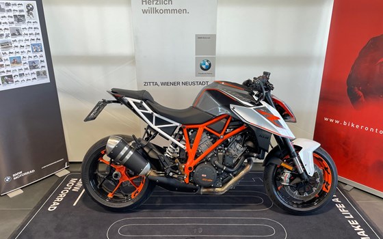 Gebrauchtmotorrad KTM 1290 Super Duke R - Bild 2 Gebrauchtmotorrad KTM 1290 Super Duke R - Bild 2
