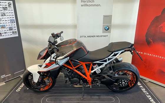 Gebrauchtmotorrad KTM 1290 Super Duke R - Bild 3 Gebrauchtmotorrad KTM 1290 Super Duke R - Bild 3