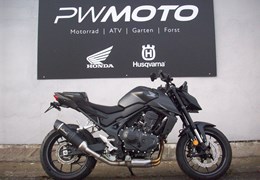 Neumotorrad Honda CB750 Hornet