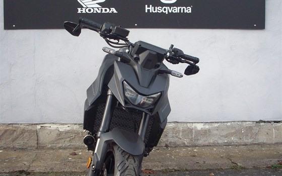 Neufahrzeug Honda CB750 Hornet - Bild 3