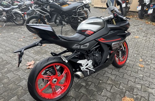 Neumotorrad CFMOTO 450SR S