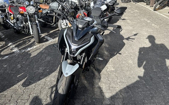 Neufahrzeug CFMOTO 675NK - Bild 3