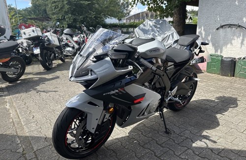 Neumotorrad CFMOTO 675SR-R