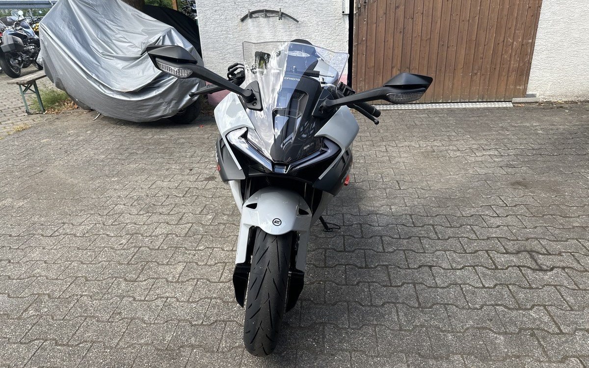 Angebot CFMOTO 675SR-R