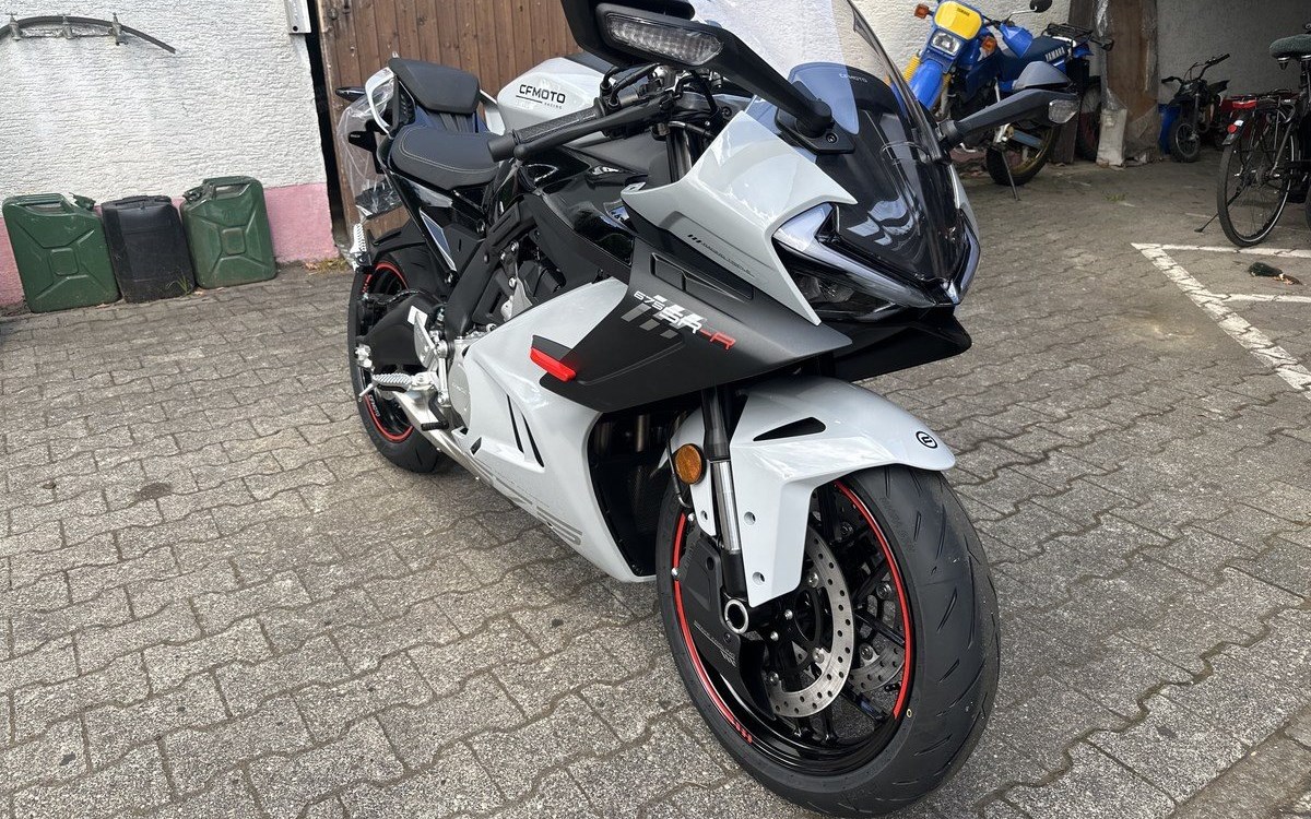 Angebot CFMOTO 675SR-R
