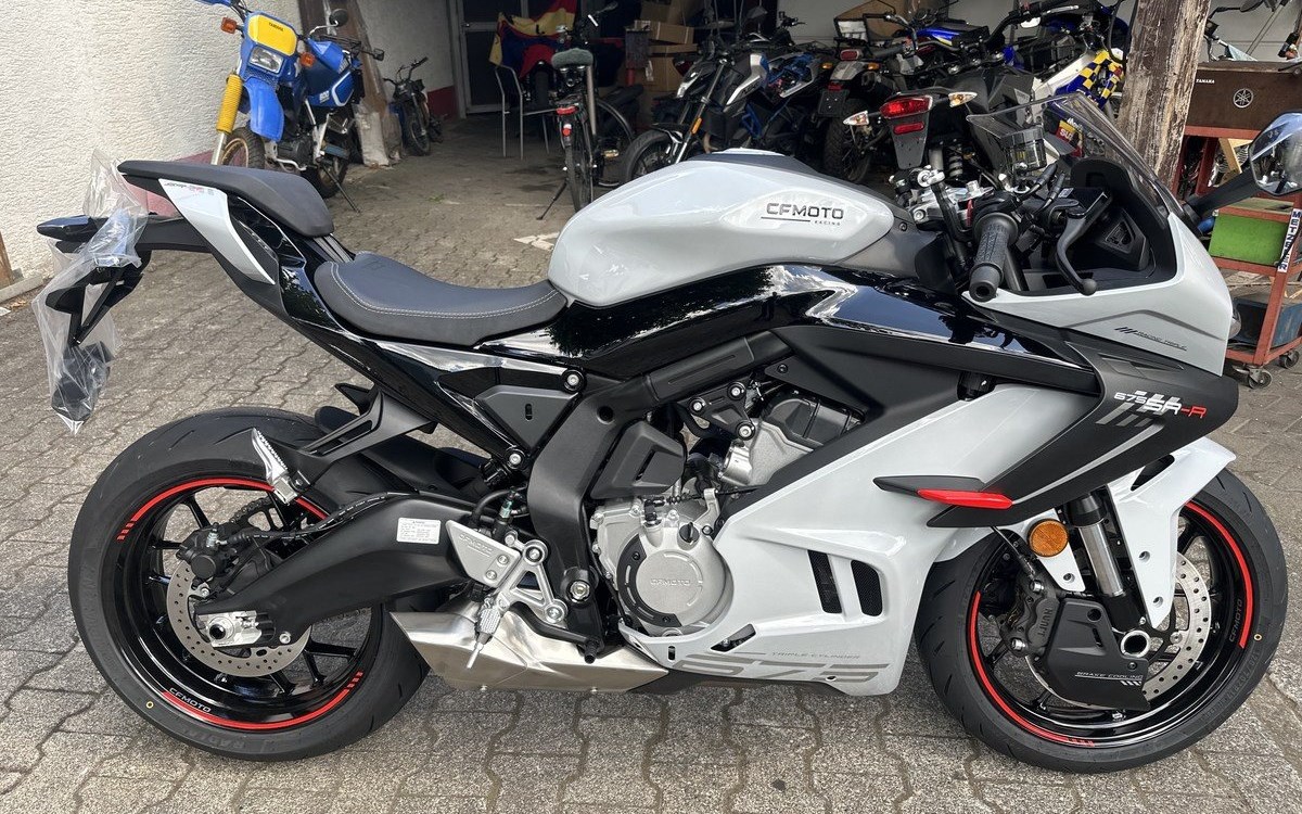 Angebot CFMOTO 675SR-R