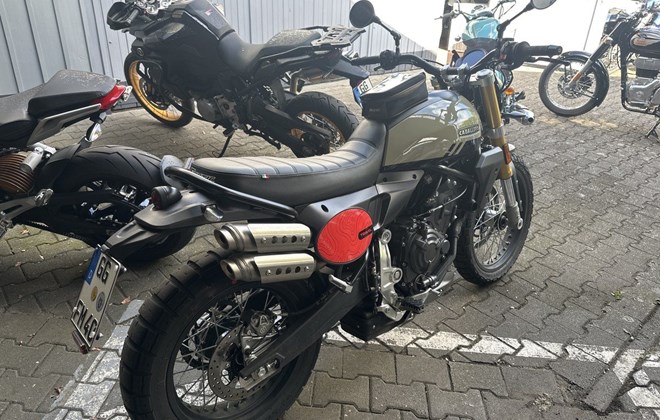 Fantic Caballero 700