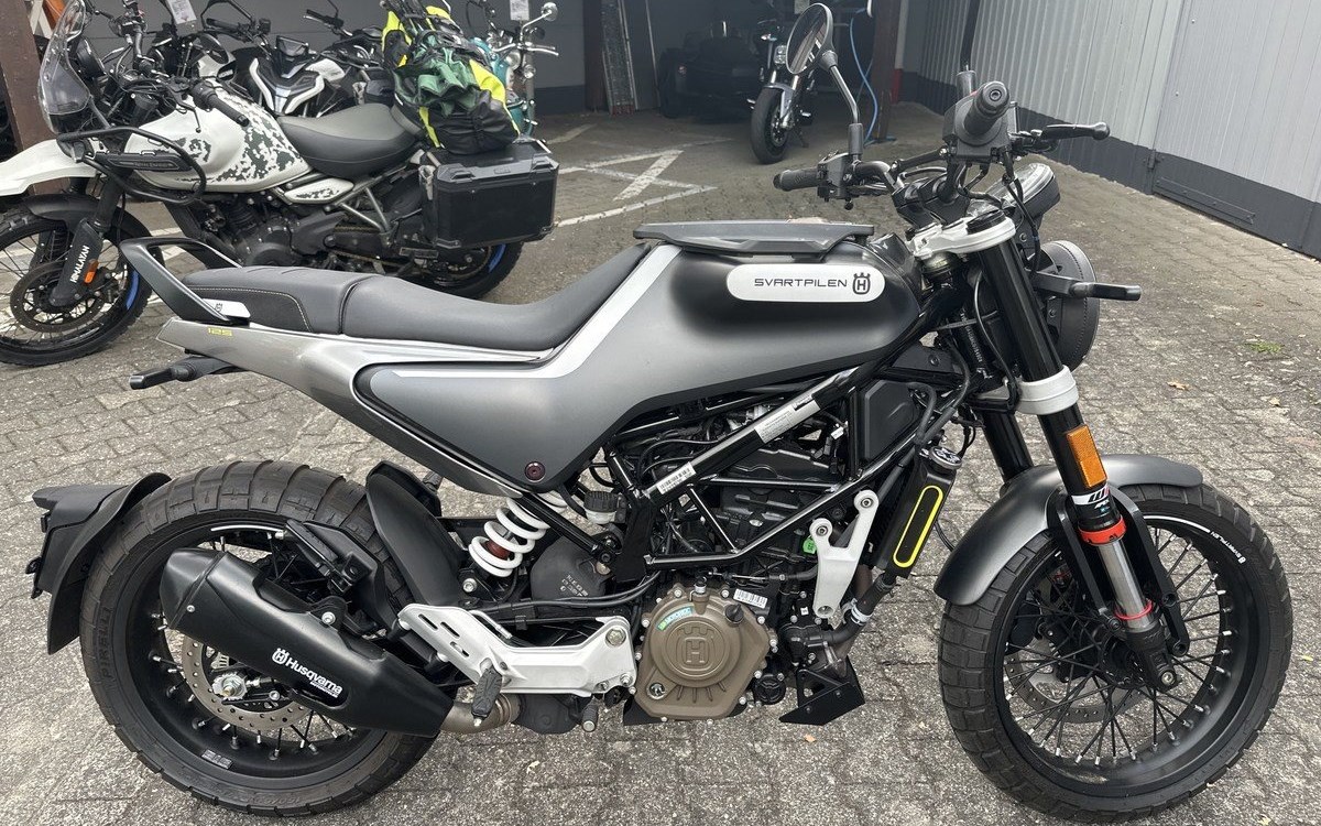 Angebot Husqvarna Svartpilen 125