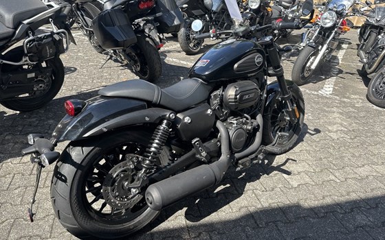 Gebrauchtmotorrad Keeway V302 C - Bild 2