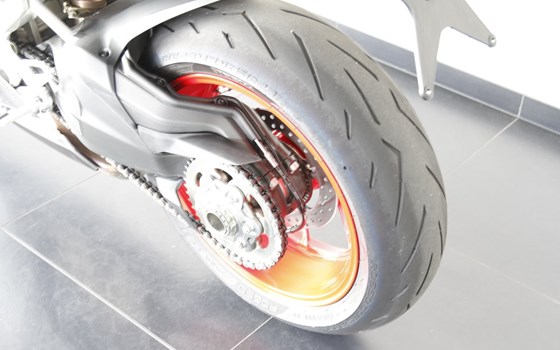 Gebrauchtmotorrad Ducati Panigale V2 - Bild 14