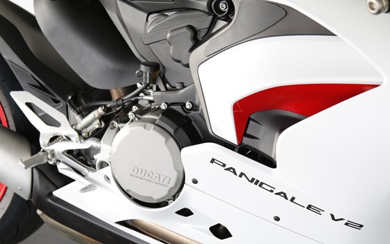 Gebrauchtmotorrad Ducati Panigale V2 - Bild 6