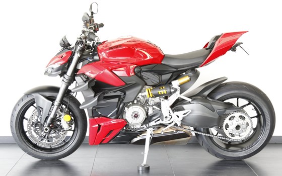Gebrauchtmotorrad Ducati Streetfighter V2 - Bild 11