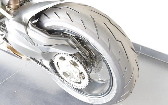 Gebrauchtmotorrad Ducati Streetfighter V2 - Bild 14
