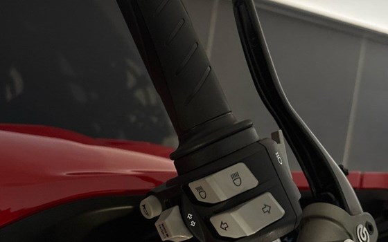 Gebrauchtmotorrad Ducati SuperSport - Bild 15