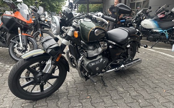 Gebrauchtmotorrad Royal Enfield Super Meteor 650 - Bild 1