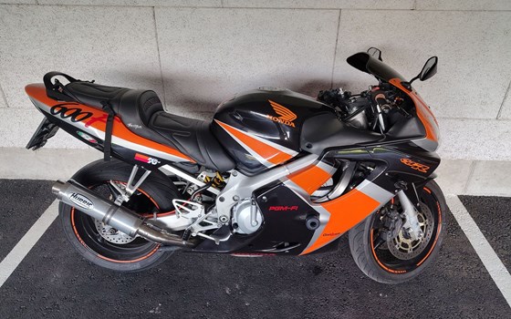 Gebrauchtmotorrad Honda CBR 600 F - Bild 2 Gebrauchtmotorrad Honda CBR 600 F - Bild 2
