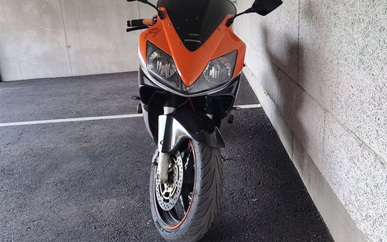 Gebrauchtmotorrad Honda CBR 600 F - Bild 4 Gebrauchtmotorrad Honda CBR 600 F - Bild 4