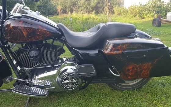 Gebrauchtmotorrad Harley-Davidson Road King Custom FLHRS - Bild 2