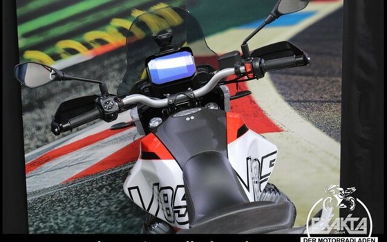 Neufahrzeug Moto Guzzi V85 TT - Bild 11