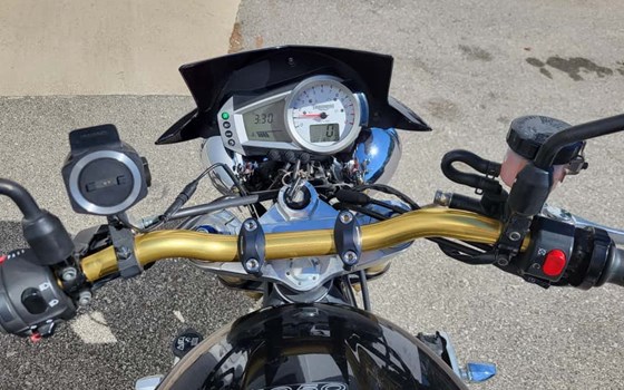 Gebrauchtmotorrad Triumph Speed Triple 1050 - Bild 4 Gebrauchtmotorrad Triumph Speed Triple 1050 - Bild 4