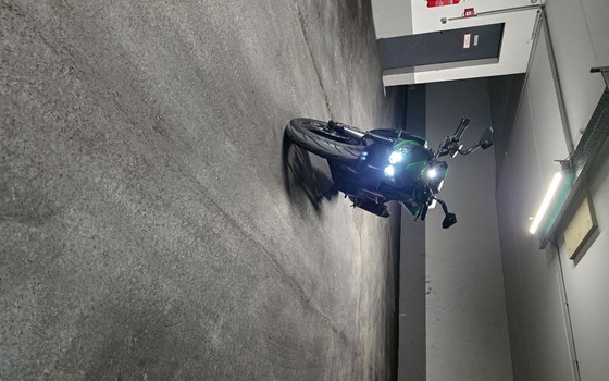 Gebrauchtmotorrad Kawasaki Z1000 - Bild 10