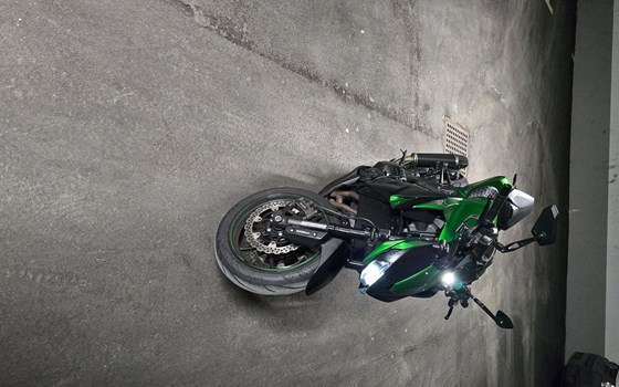 Gebrauchtmotorrad Kawasaki Z1000 - Bild 2