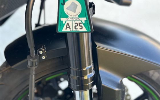 Gebrauchtmotorrad Kawasaki Z1000 - Bild 8