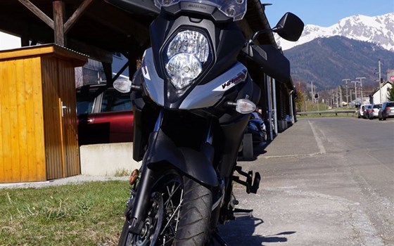 Gebrauchtmotorrad Suzuki V-Strom 650 XT - Bild 3 Gebrauchtmotorrad Suzuki V-Strom 650 XT - Bild 3