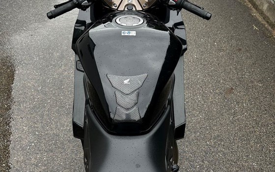 Gebrauchtmotorrad Honda VFR 800 F - Bild 3