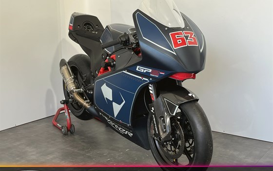 Gebrauchtmotorrad Krämer GP2 890 RR - Bild 1 Gebrauchtmotorrad Krämer GP2 890 RR - Bild 1
