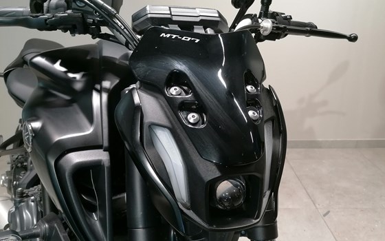 Gebrauchtmotorrad Yamaha MT-07 - Bild 3 Gebrauchtmotorrad Yamaha MT-07 - Bild 3