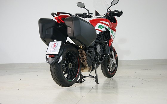 Gebrauchtmotorrad MV Agusta Turismo Veloce 800 RC - Bild 11