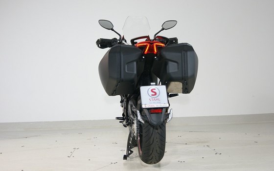 Gebrauchtmotorrad MV Agusta Turismo Veloce 800 RC - Bild 13 Gebrauchtmotorrad MV Agusta Turismo Veloce 800 RC - Bild 13