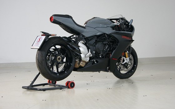 Neufahrzeug MV Agusta Superveloce 800 - Bild 12 Neufahrzeug MV Agusta Superveloce 800 - Bild 12