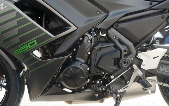 Neufahrzeug Kawasaki Ninja 650 - Bild 11