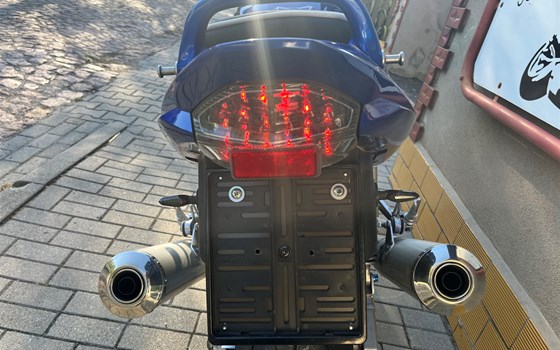 Gebrauchtmotorrad Suzuki GSX 1400 - Bild 13