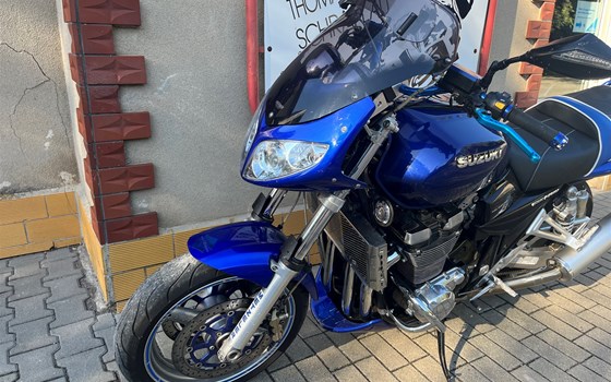 Gebrauchtmotorrad Suzuki GSX 1400 - Bild 3