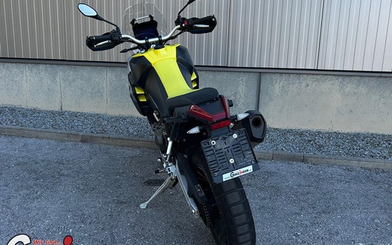 Gebrauchtmotorrad Aprilia Tuareg 660 - Bild 3 Gebrauchtmotorrad Aprilia Tuareg 660 - Bild 3