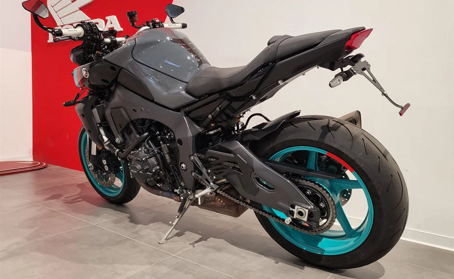 Angebot Yamaha MT-10 Bild 15: Angebot Yamaha MT-10