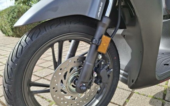 Neufahrzeug Honda SH125i - Bild 5