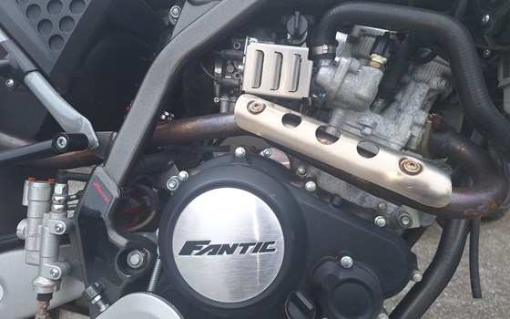 Gebrauchtmotorrad Fantic XEF 125 Performance - Bild 4