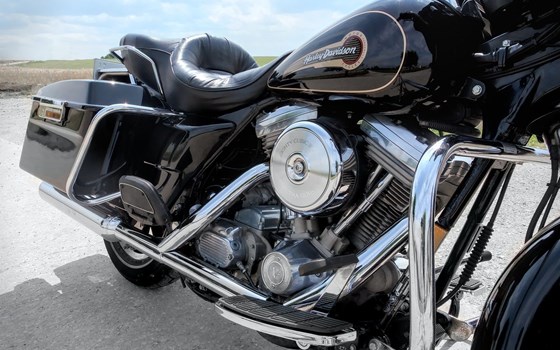 Gebrauchtmotorrad Harley-Davidson Touring Electra Glide Standard FLHT - Bild 4