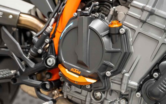 Motorrad Occasion KTM 890 Duke R - Bild 6