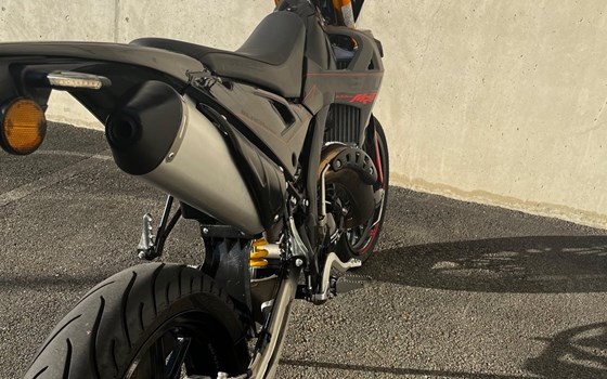 Gebrauchtmotorrad Rieju MRT 50 All Black - Bild 6 Gebrauchtmotorrad Rieju MRT 50 All Black - Bild 6